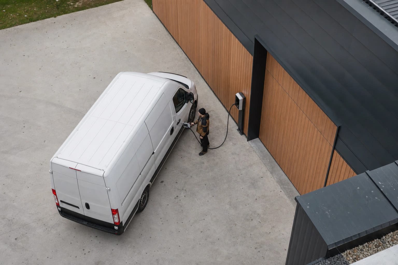 Mercedes fleets will soon charge with ChargePoint from a single source