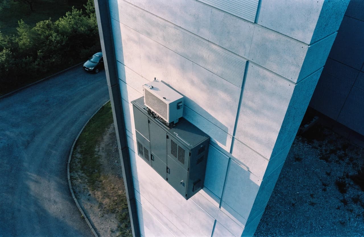Modern control cabinet with load management module for several charging points.